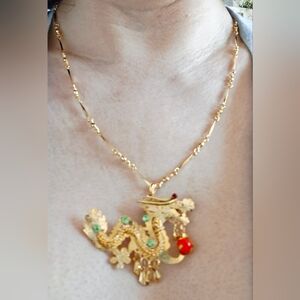 Vintage 80s Jewelled Golden Chinese Dragon Necklace/Brooch